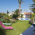 Moderna Y Espaciosa En Els Poblets Familias - Es-373-10 * Denia