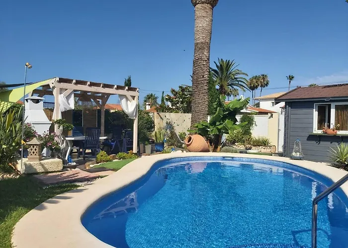 Moderna Y Espaciosa En Els Poblets Familias - Es-373-10 Villa Denia